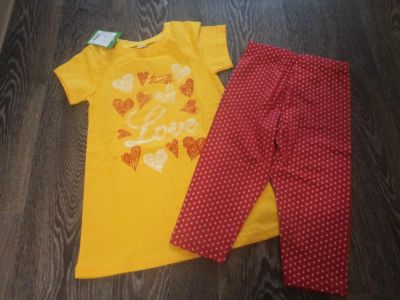 Лот: 4537158. Фото: 1. Комплекты на девочку. Костюмы, пиджаки, комбинезоны