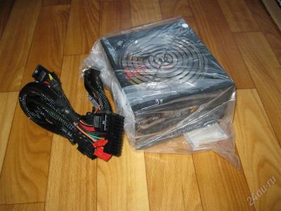 Лот: 1552243. Фото: 1. Новый блок питания Gigabyte Superb... Корпуса, блоки питания