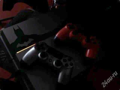 Лот: 6875644. Фото: 1. консоль PS4 Batman Bundle. Игровые приставки, консоли