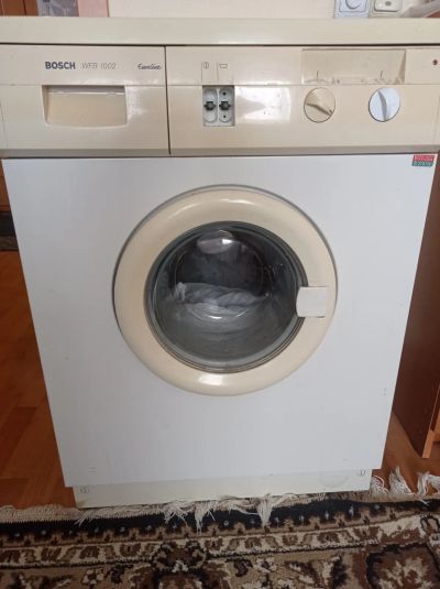Лот: 21769007. Фото: 1. Стиральная машинка BOSCH WFB1002... Стиральные машины
