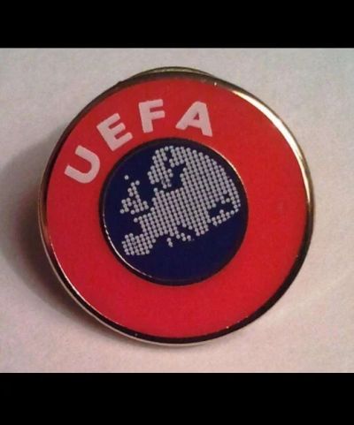 Лот: 7096768. Фото: 1. Значок с эмблемой UEFA. Сувенирные