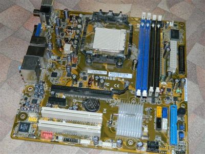 Лот: 2753860. Фото: 1. Материнская плата ASUS M2N68-LA. Материнские платы
