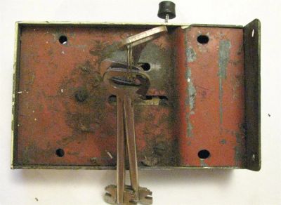 Лот: 2991983. Фото: 1. большой замок. Замки