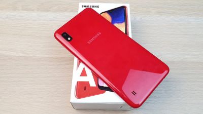 Лот: 18862788. Фото: 1. Samsung A10 32гб Красный. Смартфоны