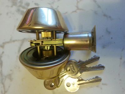 Лот: 4108576. Фото: 1. Замок дверной. Замки