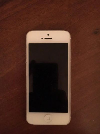 Лот: 8509683. Фото: 1. Продам iPhone 5. Смартфоны