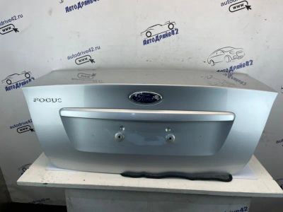 Лот: 24965338. Фото: 1. крышка багажника Ford Focus CB4. Двигатель и элементы двигателя