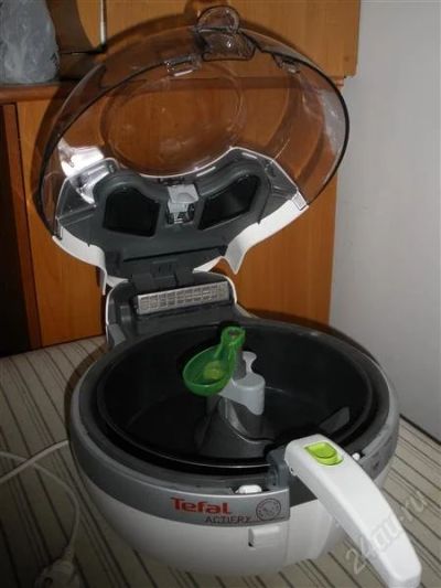 Лот: 2730698. Фото: 1. Фритюрница мультиварка Tefal Actifry... Кухонная