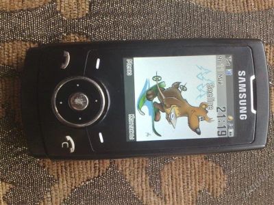Лот: 951476. Фото: 1. SAMSUNG U600. Кнопочные мобильные телефоны