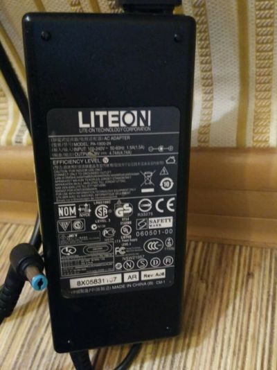 Лот: 11256677. Фото: 1. Блок питания Liteon (Acer, Packard... Зарядные устройства, блоки питания для бытовой техники