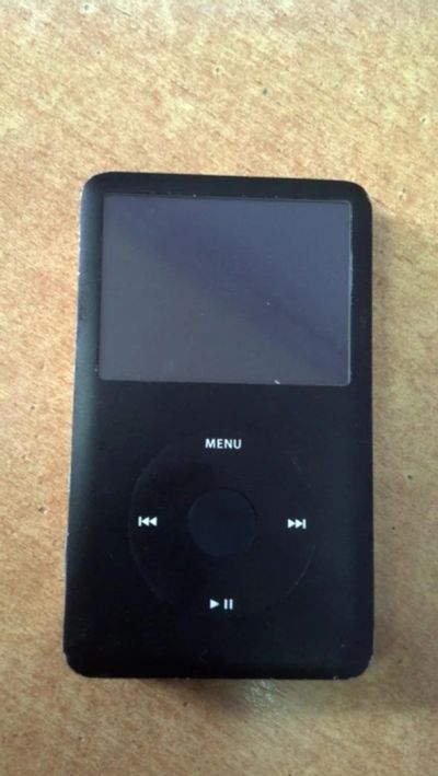 Лот: 5612550. Фото: 1. Плеер iPod classic 80Гб. Плееры