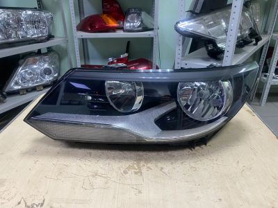 Лот: 25639752. Фото: 1. Левая фара Volkswagen Tiguan... Оптика и освещение