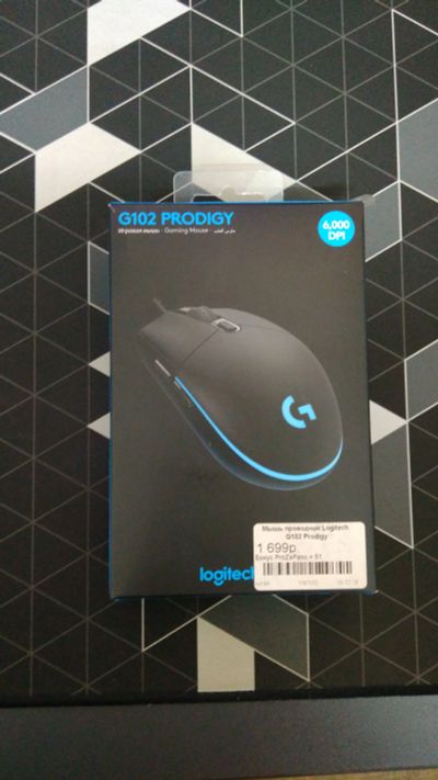 Лот: 11659794. Фото: 1. Игровая мышь Logitech G102. Клавиатуры и мыши