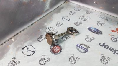 Лот: 23584464. Фото: 1. Поршень с шатуном Toyota Passo... Двигатель и элементы двигателя