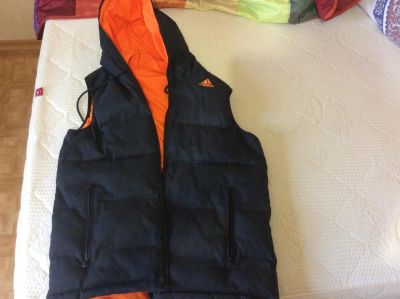 Лот: 6157460. Фото: 1. Жилетка adidas. Верхняя одежда