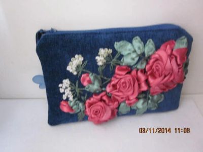 Лот: 4785008. Фото: 1. Чехольчик для сотовых, очков или... Вышивание