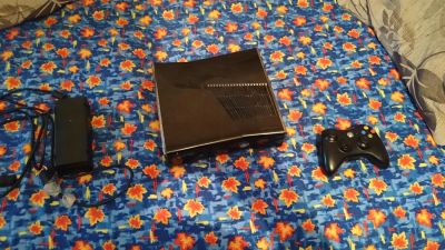 Лот: 3786158. Фото: 1. XBOX 360 SLIM 250 GB freeboot... Игровые приставки, консоли