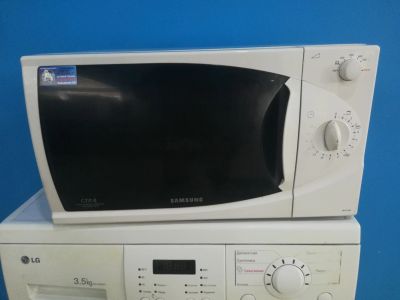 Лот: 20577841. Фото: 1. Микроволновая печь Samsung M1714R... Микроволновки, мини-печи