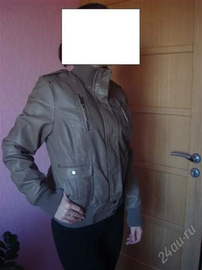 Лот: 868042. Фото: 1. Кожанка размер 38. Верхняя одежда