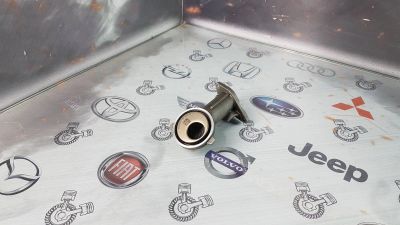 Лот: 23585886. Фото: 1. Маслоприёмник BMW X5 S63B44 11417572475. Двигатель и элементы двигателя
