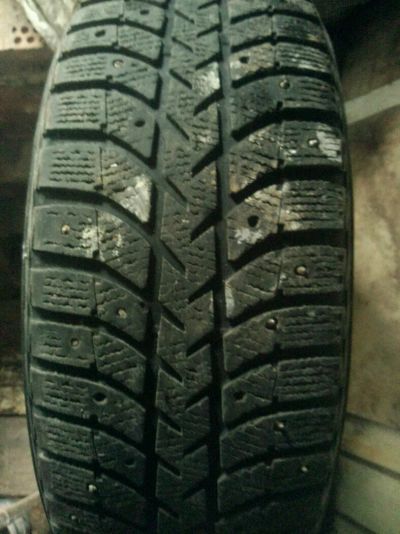 Лот: 8305005. Фото: 1. Шины зимние Bridgestone Ice Cruiser... Шины