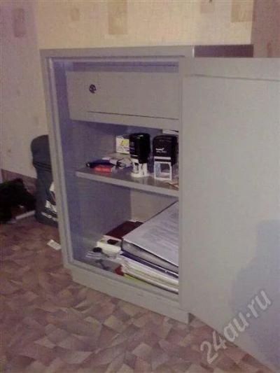 Лот: 364898. Фото: 1. сейф металлический. Разное