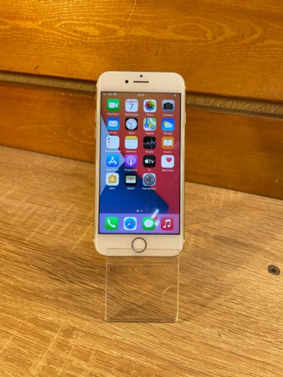 Лот: 19012325. Фото: 1. Apple iPhone 7 32 гб (426). Смартфоны