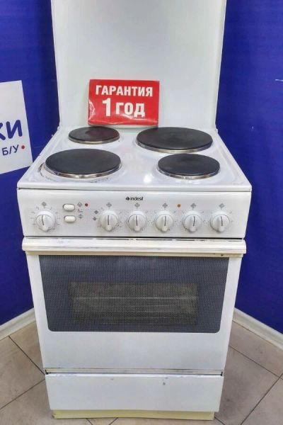 Лот: 17232926. Фото: 1. Плита электрическая indesit kn... Плиты, духовые шкафы, варочные поверхности