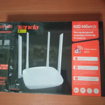 Лот: 20982406. Фото: 1. Wifi роутер tenda f9. Маршрутизаторы (роутеры)