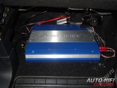 Лот: 2591030. Фото: 1. Blaupunkt GTA 470. Усилители