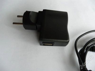 Лот: 624905. Фото: 1. Сетевое зарядное с выходом USB. Зарядные устройства, блоки питания, адаптеры сетевые для смартфонов