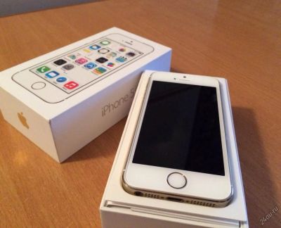 Лот: 5166523. Фото: 1. Продам iPhone 5s 16gb gold РСТ. Смартфоны