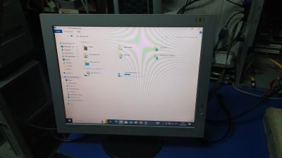 Лот: 20628304. Фото: 1. ЖК монитор 15" Samsung 152v с... ЖК-мониторы