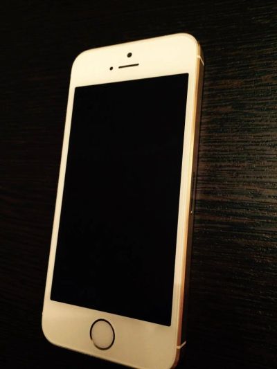 Лот: 6015901. Фото: 1. iPhone 5s. Смартфоны