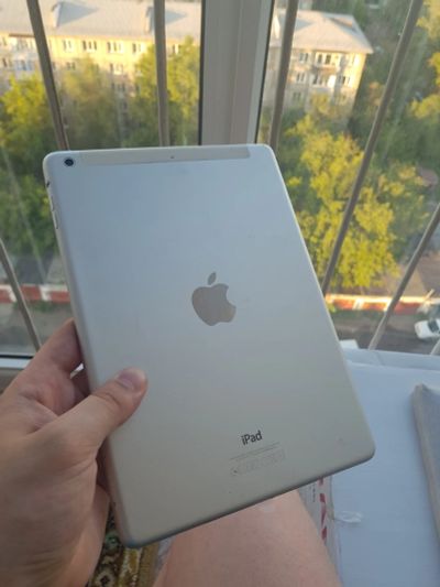 Лот: 16158600. Фото: 1. iPad Air 32Gb Wi-Fi + Cellular. Планшеты