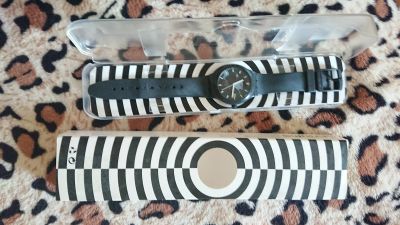 Лот: 16374563. Фото: 1. Swatch 51 Automático SUTA401. Оригинальные наручные часы