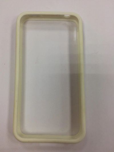 Лот: 9878398. Фото: 1. Бампер iPhone 4/ 4S Белый р. Чехлы, бамперы