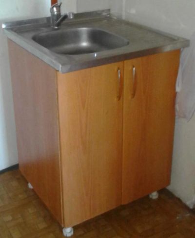 Лот: 9441354. Фото: 1. Кухонный гарнитур коричневый с... Кухонные гарнитуры