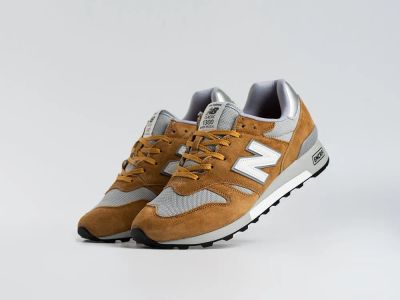 Лот: 25310593. Фото: 1. Кроссовки New Balance 1300. Кеды, кроссовки, слипоны