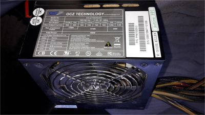 Лот: 9075687. Фото: 1. Блок питания ATX 700W OCZ [Неисправно... Корпуса, блоки питания