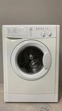 Лот: 21009674. Фото: 1. стиральная машина Indesit бу код... Стиральные машины