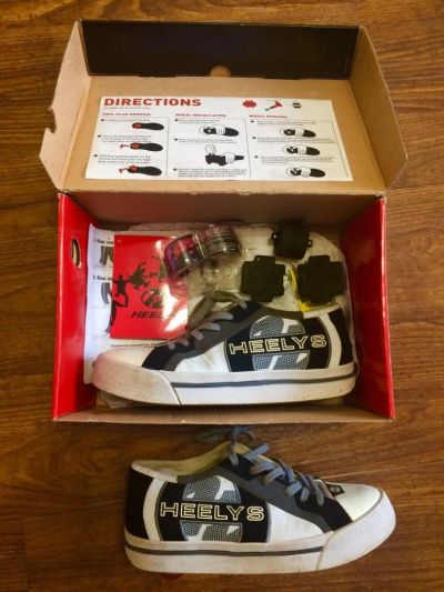 Лот: 9987823. Фото: 1. Кроссовки Heeles роликовые р.36. Кеды, кроссовки, слипоны