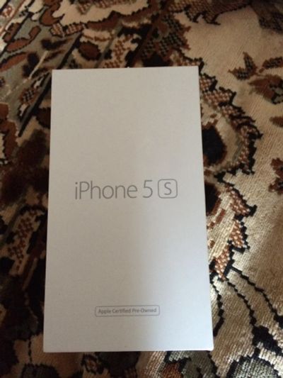 Лот: 8156546. Фото: 1. Iphone 5s 16gb. Кнопочные мобильные телефоны