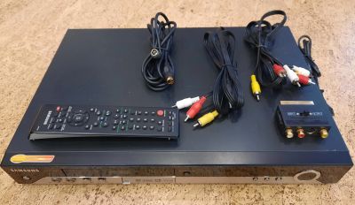 Лот: 16916056. Фото: 1. DVD-рекордер Samsung DVD-R140MK... Наушники, гарнитуры
