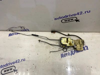 Лот: 21714639. Фото: 1. замок двери Honda Domani MB3. Двигатель и элементы двигателя