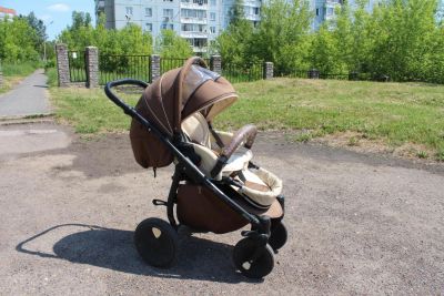 Лот: 7772176. Фото: 1. Коляска Tutis Zippy 3 в 1 (люлька... Коляски