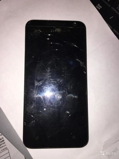 Лот: 9205107. Фото: 1. HTC Desire 300. Смартфоны