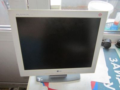Лот: 7955663. Фото: 1. монитор 15" LG Flatron 1515s. ЖК-мониторы