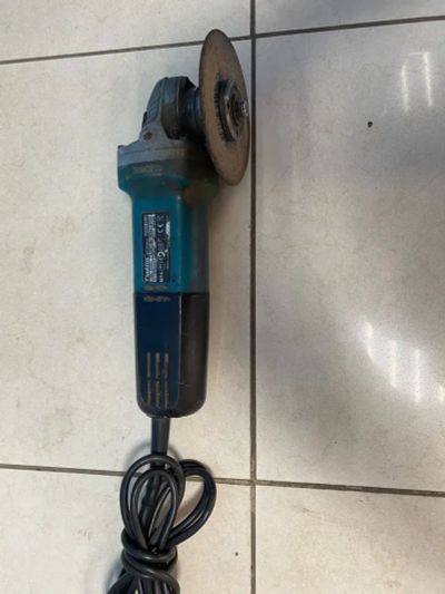 Лот: 20241535. Фото: 1. УШМ Makita 9558HN, 840 Вт, 125... Электроинструмент