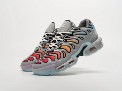 Лот: 24974102. Фото: 1. Кроссовки Nike Air Max Plus Drift. Кеды, кроссовки, слипоны